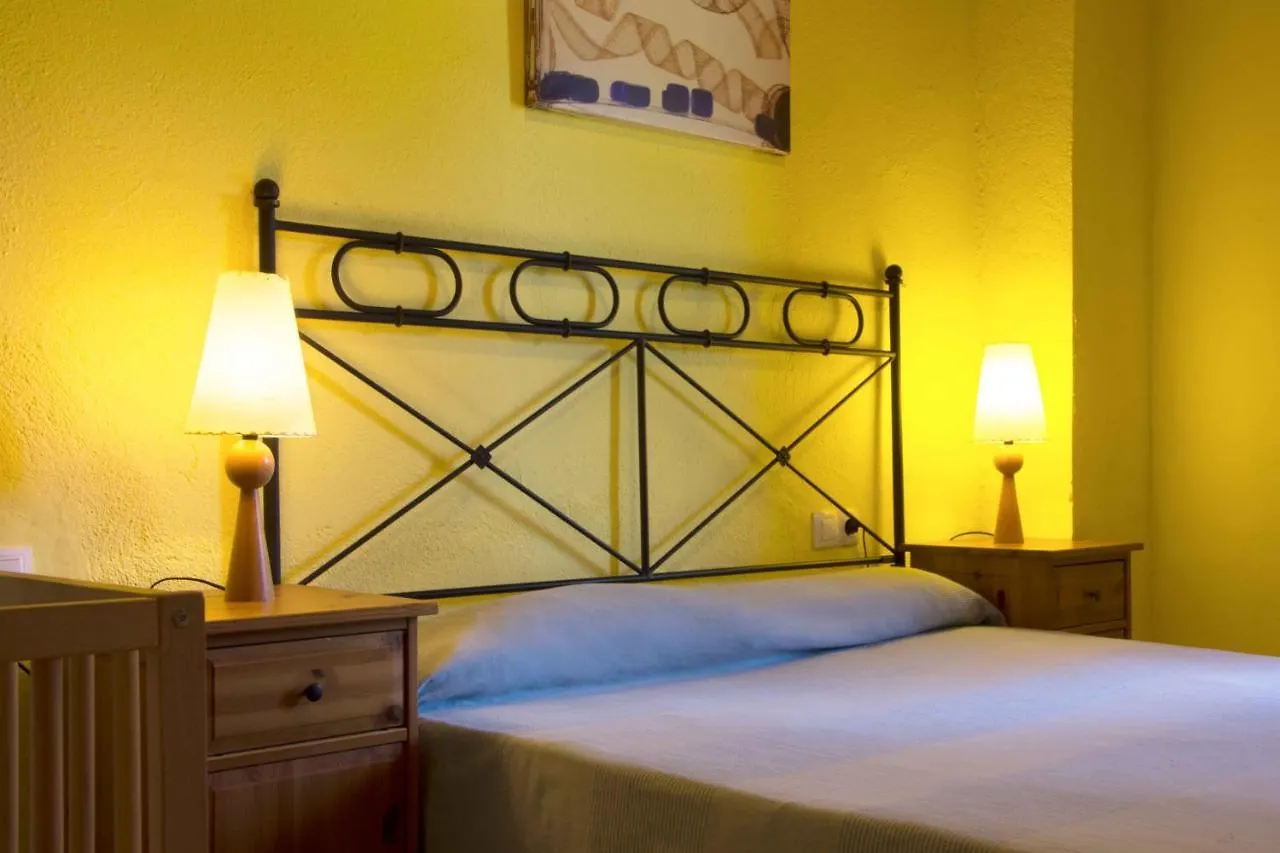 Xalet De Prades Aparthotel